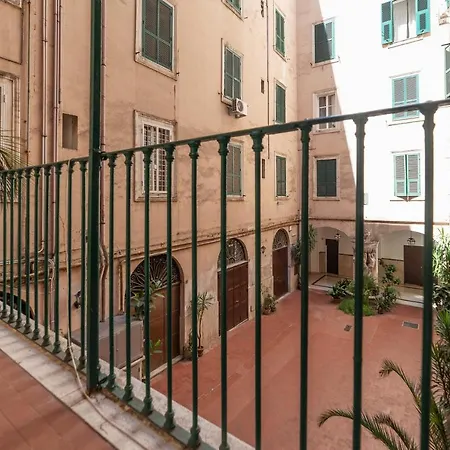 Porta Pia & Torlonia With Balcony Διαμέρισμα *