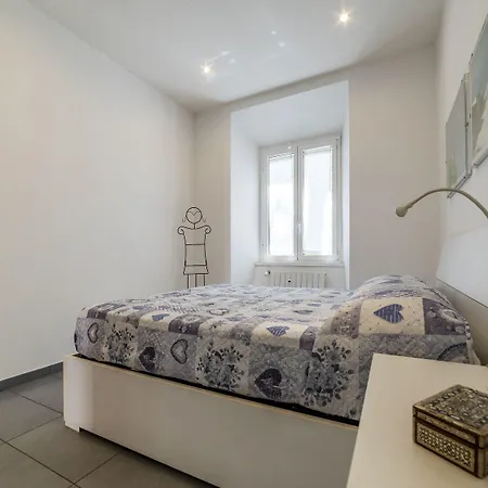 Διαμέρισμα Guesthost - Porta Pia & Torlonia With Balcony Ρώμη