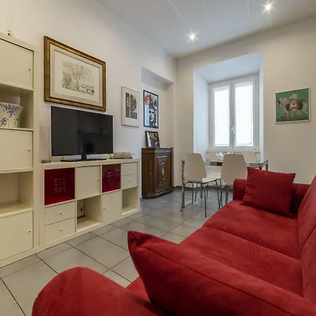 Guesthost - Porta Pia & Torlonia With Balcony * Ρώμη